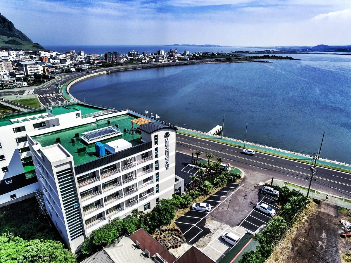 Breeze Bay Hotel Seogwipo Zewnętrze zdjęcie